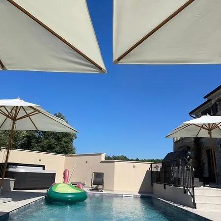 Steinvilla Avena Višnjan