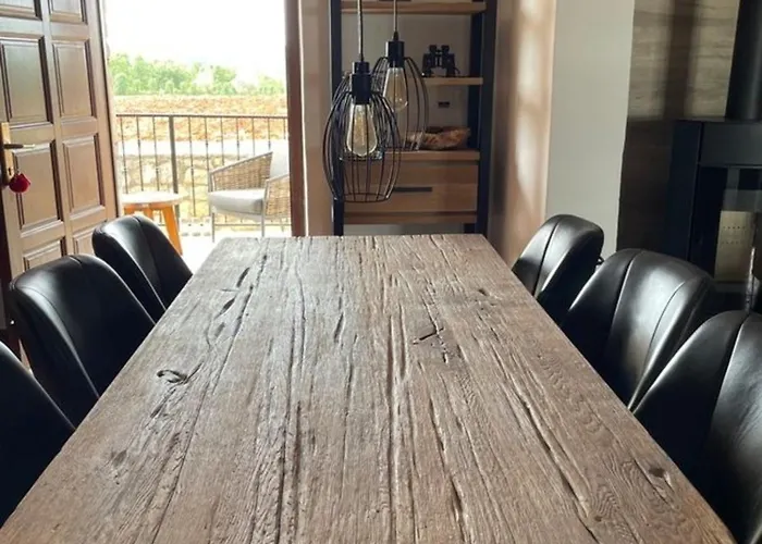 Steinvilla Avena Vakantiehuis *