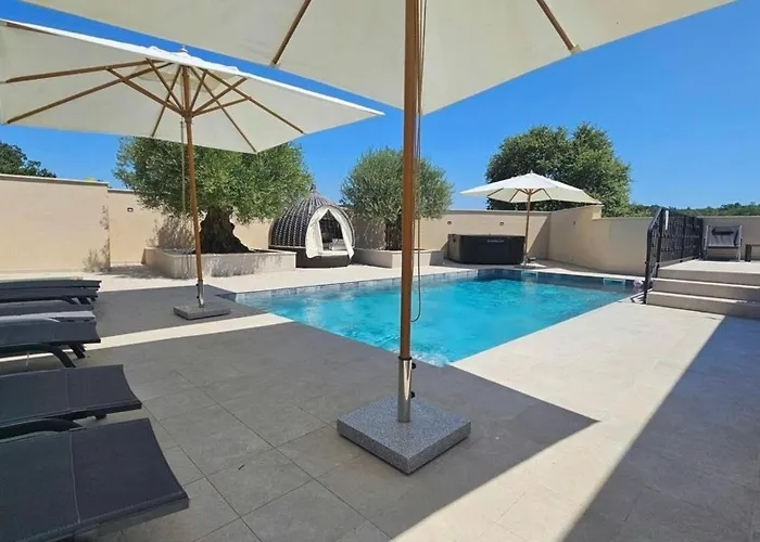 Steinvilla Avena Višnjan