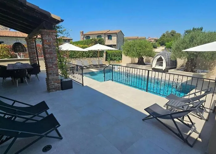 Holiday home Steinvilla Avena